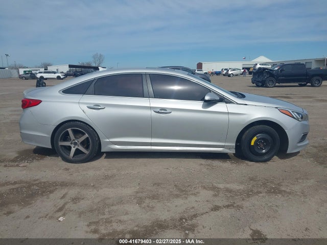 Hyundai 2017 2017 5NPE34AF7HH575539 Image 13