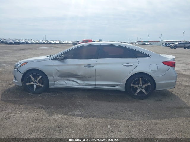 Hyundai 2017 2017 5NPE34AF7HH575539 Image 14