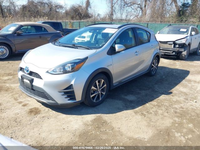 JTDKDTB32J1604571 Toyota Prius C Two