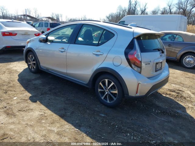 JTDKDTB32J1604571 Toyota Prius C Two