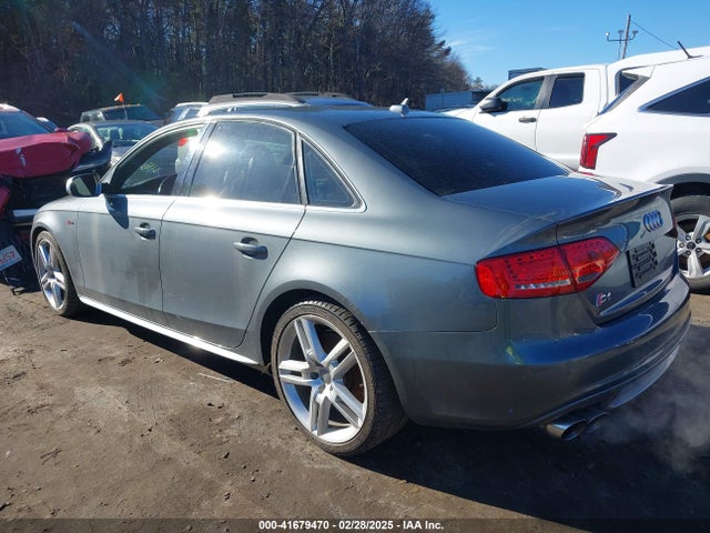 2012 AUDI S4 WAUKGAFL3CA024851 Photo 2