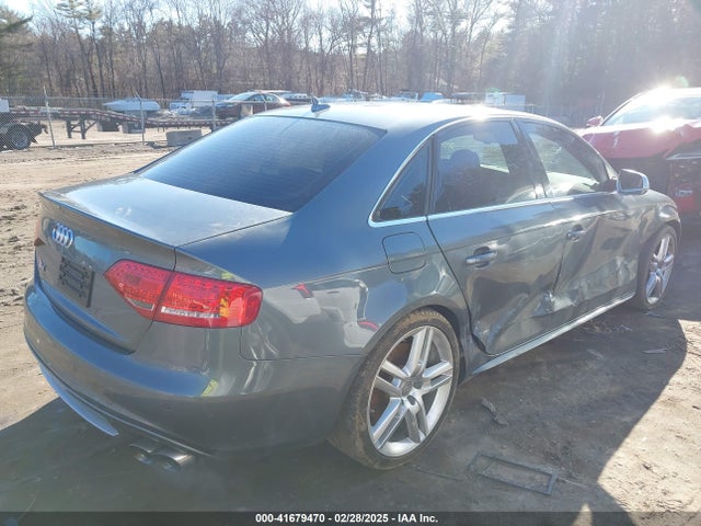 2012 AUDI S4 WAUKGAFL3CA024851 Photo 3