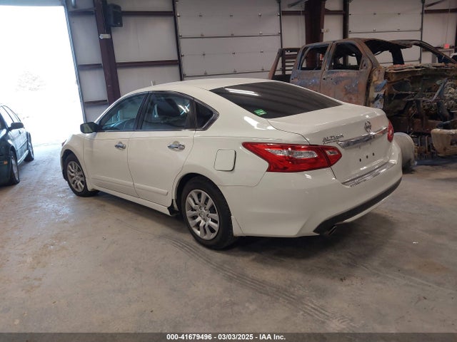 1N4AL3AP7HC243877 Nissan Altima 2.5 S