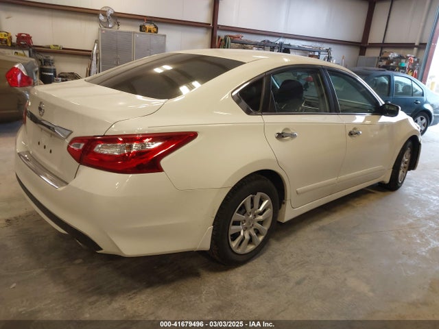 1N4AL3AP7HC243877 Nissan Altima 2.5 S