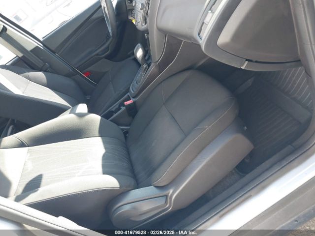 2018 FORD FOCUS 1FADP3K2XJL277760 Photo 4