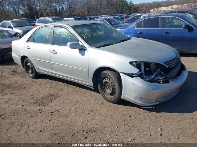 2002 Toyota Camry Le მანქანა იყიდება აუქციონზე, vin: 4T1BE32KX2U002534, აუქციონის ნომერი: 41679607
