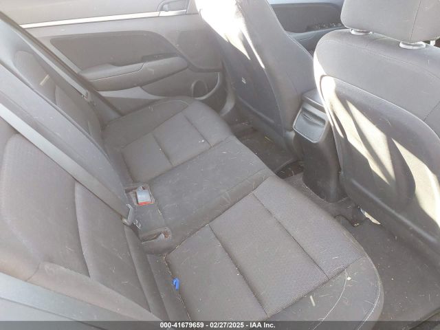 5NPD84LF6JH390396 Hyundai ELANTRA SEL