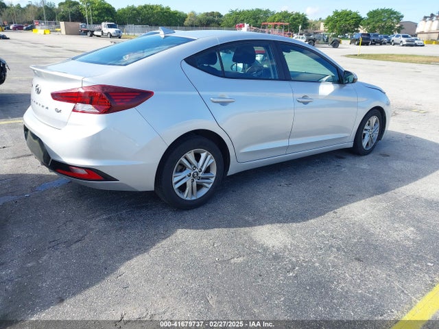 Hyundai ELANTRA SEL 2019 5NPD84LF8KH417051 Image 4