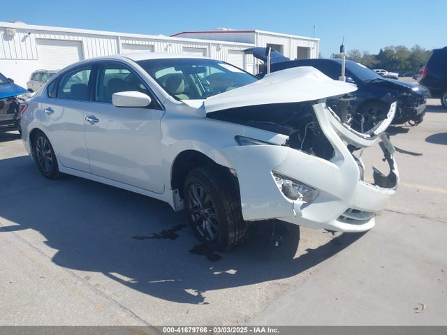 2015 1N4AL3AP1FN407917 main image