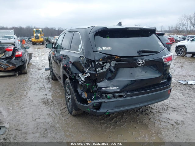 Toyota Highlander Xle V6 2016 5TDJKRFH5GS235579 Image 3