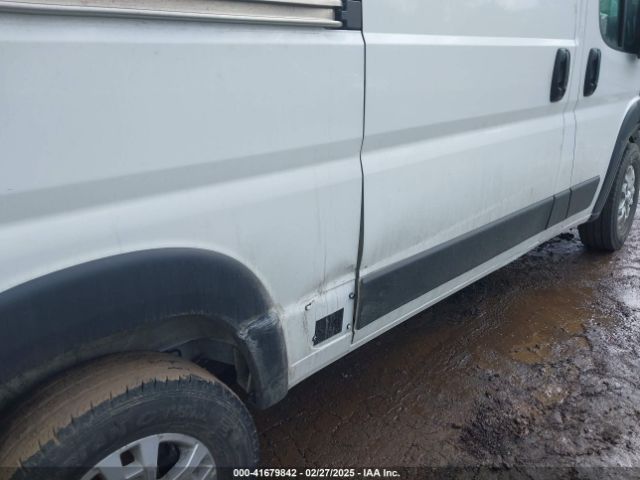 3C6LRVAG6RE127973 RAM Promaster 1500 Slt Low Roof 136 Wb