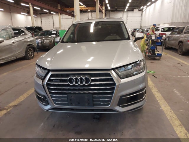 WA1VAAF74HD008131 Audi Q7 3.0t Premium