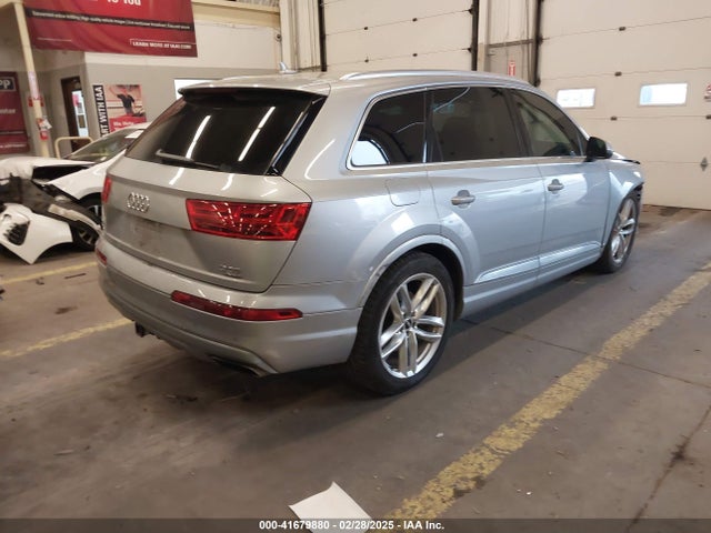 WA1VAAF74HD008131 Audi Q7 3.0t Premium
