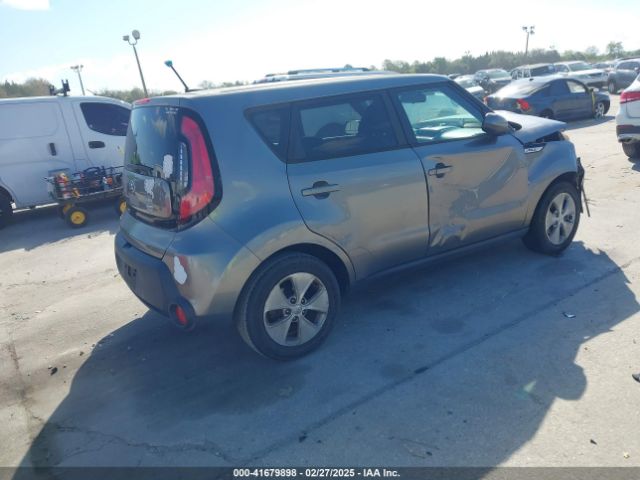 KNDJN2A27F7216851 KIA Soul