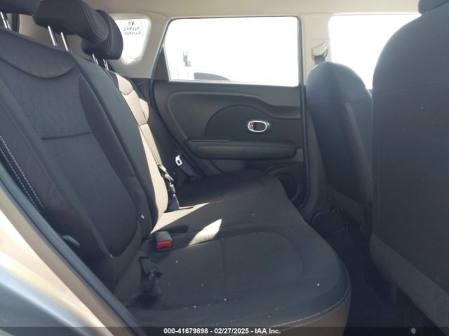 KNDJN2A27F7216851 KIA Soul