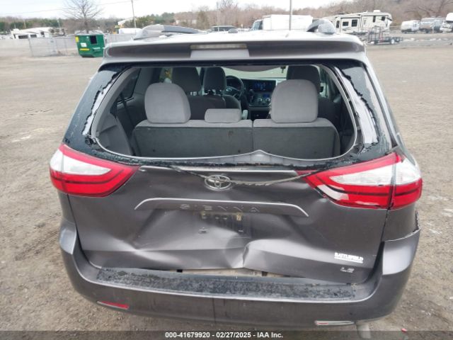 5TDKK3DC2GS714907 Toyota Sienna Le 8 Passenger