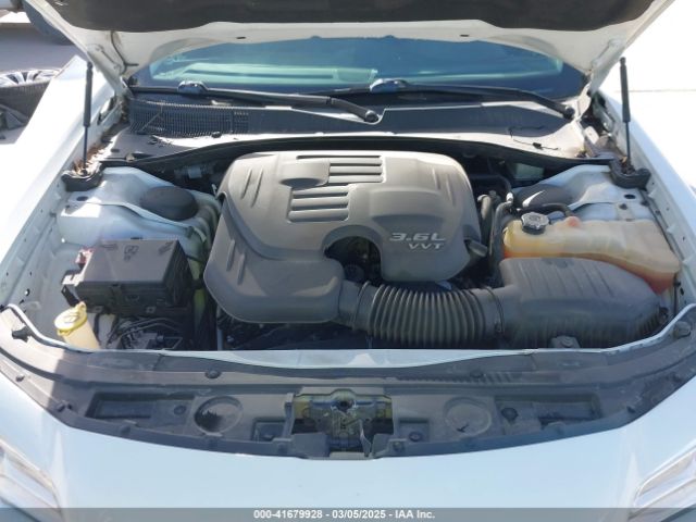 2C3CCAAG0KH505545 Chrysler 300 Touring