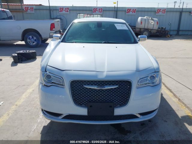 2C3CCAAG0KH505545 Chrysler 300 Touring