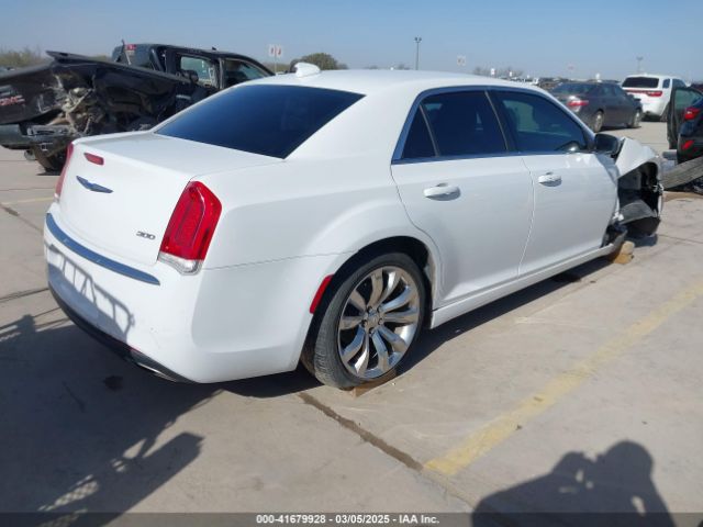 2C3CCAAG0KH505545 Chrysler 300 Touring