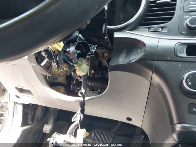 KNAGM4A71E5464685 KIA Optima Lx