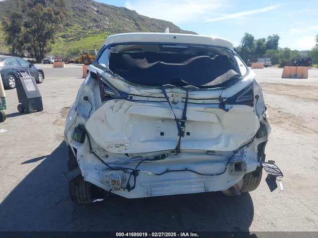 3N1CP5BV1NL498639 Nissan Kicks S Xtronic Cvt