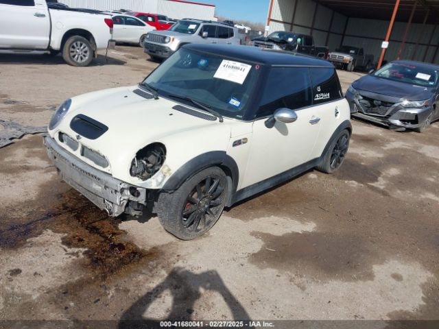 2006 MINI COOPER S WMWRE335X6TL19914 Photo 1