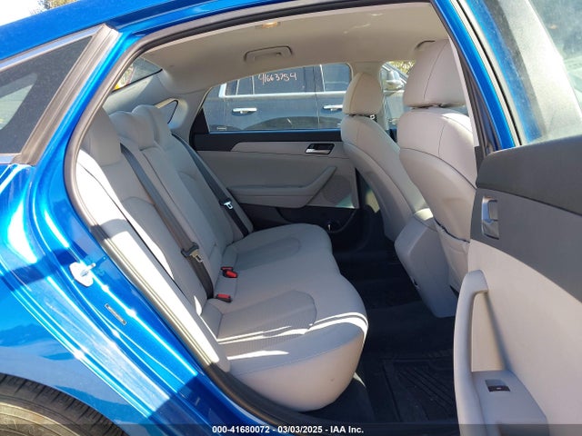 5NPE24AFXJH723028 Hyundai SONATA SE