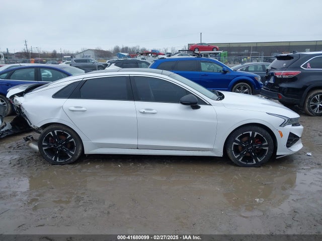 5XXG64J25NG117082 KIA K5 Gt-line