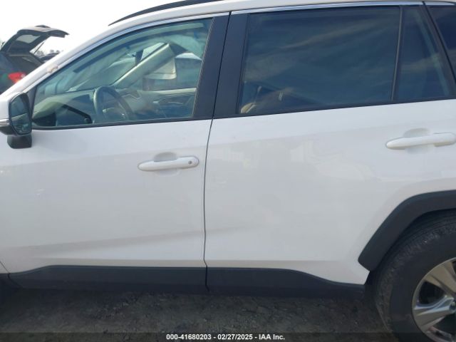 2T3W1RFV1RC284621 Toyota Rav4 Xle