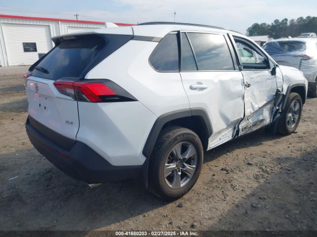 2T3W1RFV1RC284621 Toyota Rav4 Xle