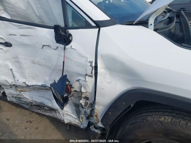 2T3W1RFV1RC284621 Toyota Rav4 Xle