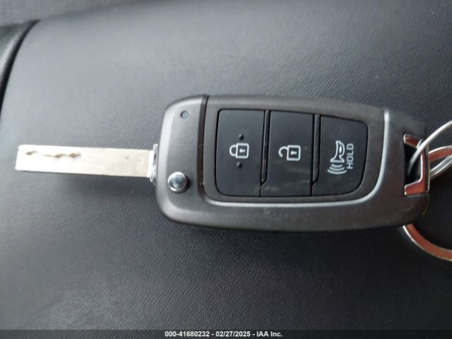 5NMS1DAJ1NH400726 Hyundai Santa Fe Se