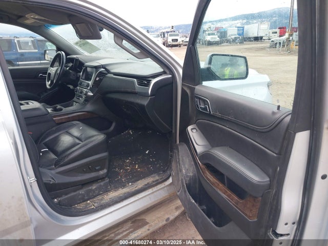 1GNSKBKC7KR175468 Chevrolet Tahoe Lt