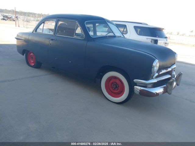 41680276 :رقم المزاد ، AT70BAT2E318 vin ، 1951 Ford Custom مزاد بيع