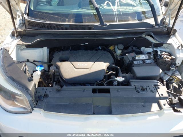 KNDJN2A22F7228311 KIA Soul