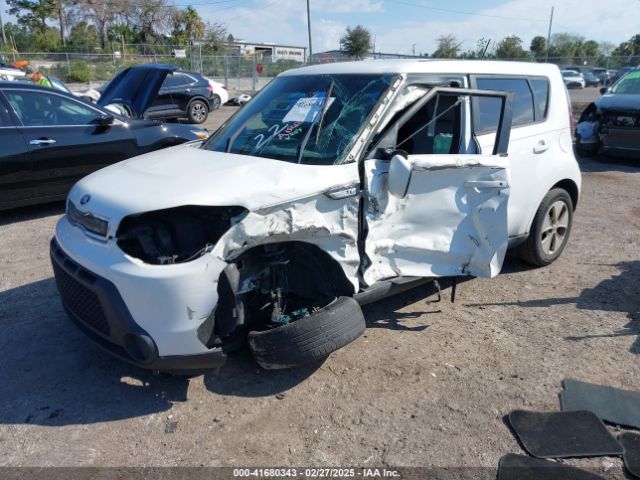 KNDJN2A22F7228311 KIA Soul