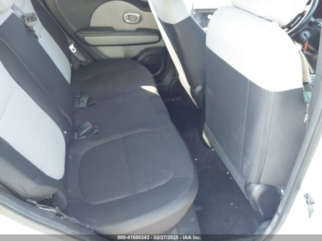 KNDJN2A22F7228311 KIA Soul
