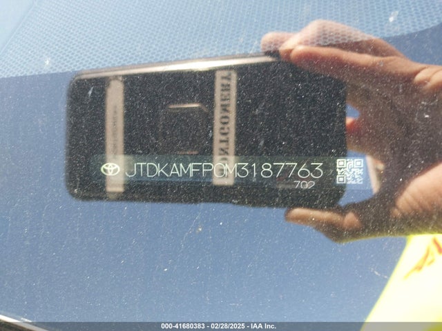 JTDKAMFP0M3187763 Toyota Prius Prime Le