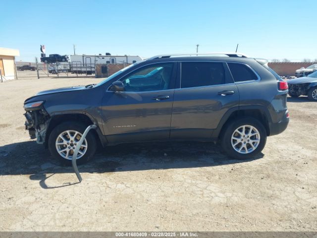 1C4PJMCS1HW525240 Jeep Cherokee Latitude 4x4