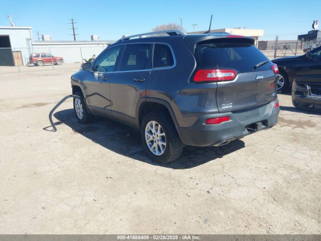 1C4PJMCS1HW525240 Jeep Cherokee Latitude 4x4