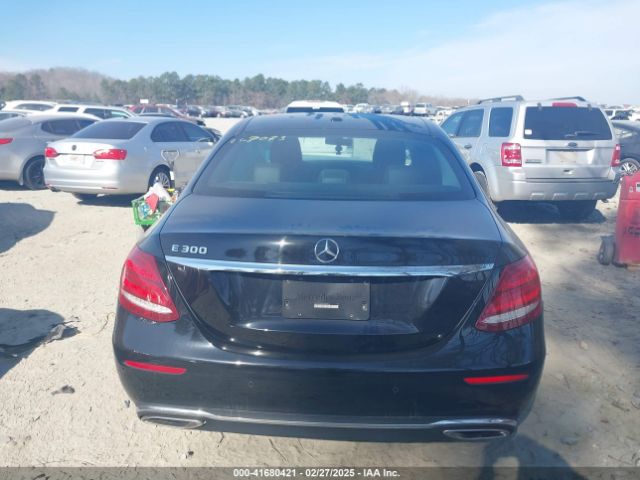 WDDZF4JB8HA098512 Mercedes-Benz E 300