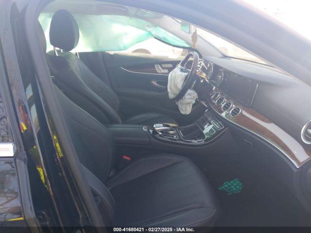 WDDZF4JB8HA098512 Mercedes-Benz E 300
