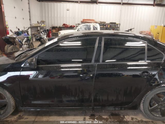3VW267AJ2GM302613 Volkswagen Jetta 1.4t S