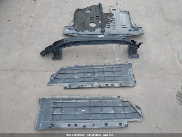 5XYZU4LA6HG409438 Hyundai Santa Fe Sport 2.0t