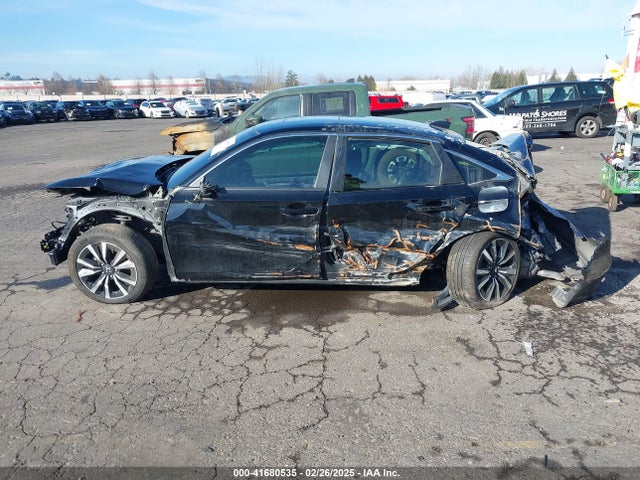 Honda CIVIC EX 2022 JHMFE1F79NX005393 Image 14