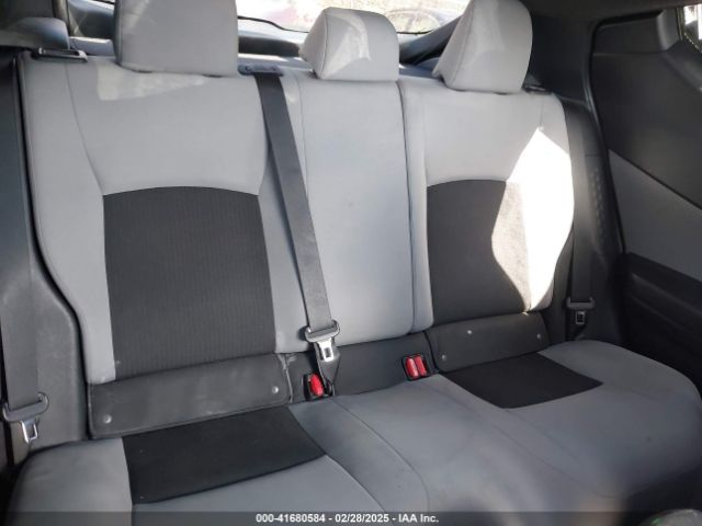 NMTKHMBX3KR094960 Toyota C-HR XLE