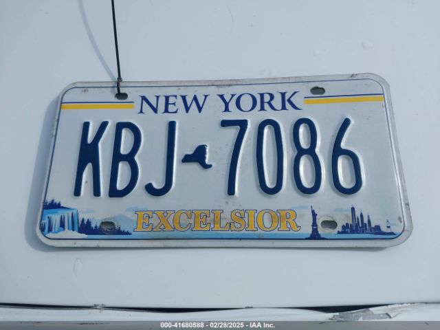 1C4PJMCB3FW794479 Jeep Cherokee Latitude Altitude