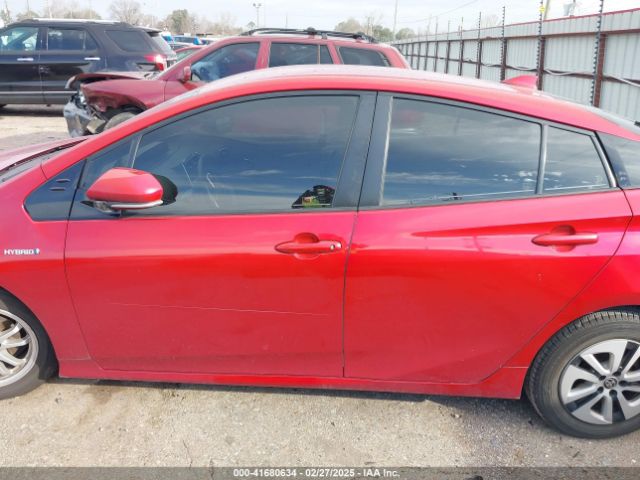 JTDKARFU6H3052795 Toyota Prius Three