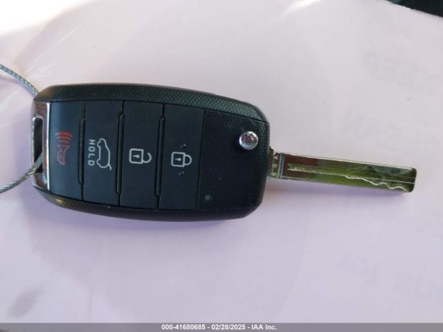KNDJP3A58K7679716 KIA SOUL +