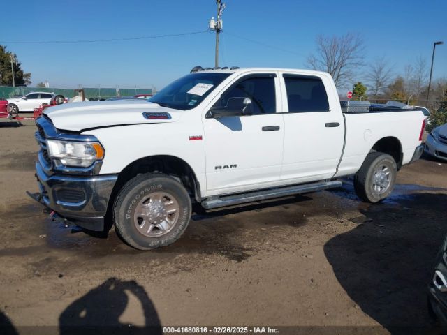 3C6UR5CJ5NG367849 RAM 2500 Tradesman  4x4 6'4 Box